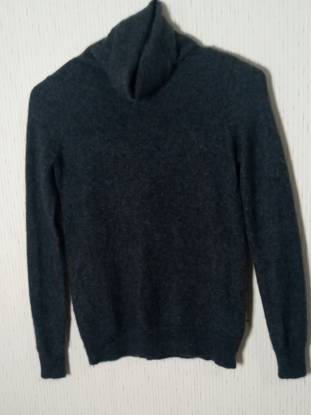 Saks Fifth Avenue Women's Charcoal Turtleneck Sweater, Cashmere, Minimalist